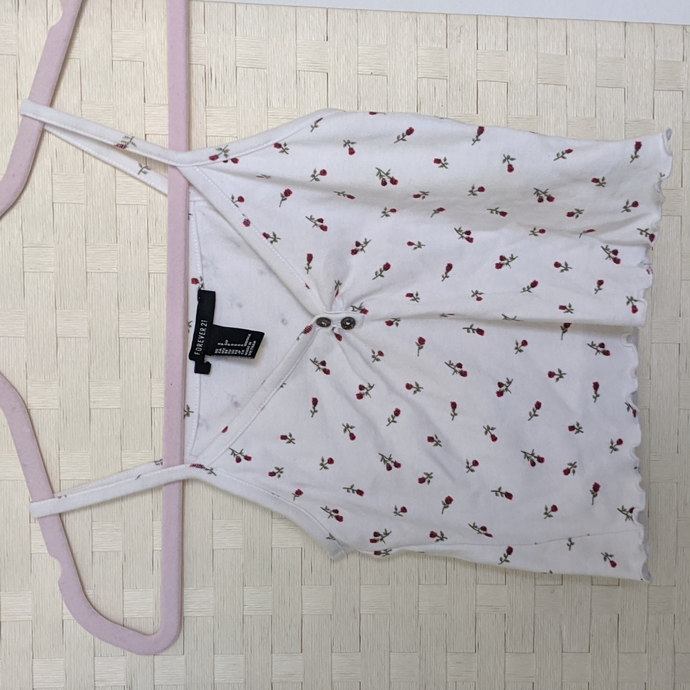 Ruffled cropped top floral